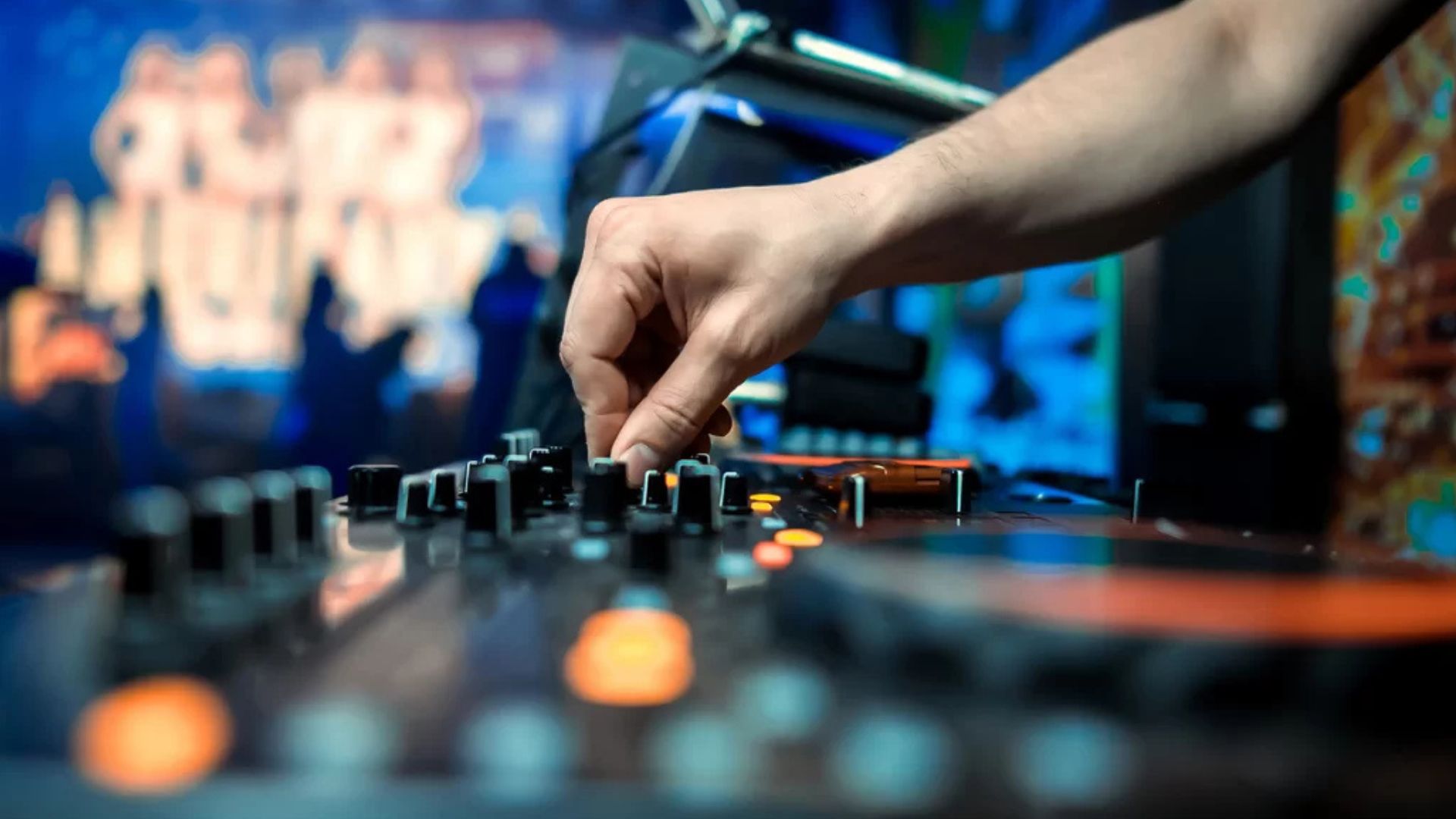 DJ CLASS AT TUI BLUE BERAWA